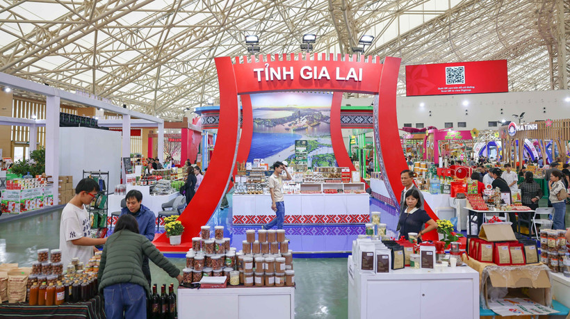 Cultura y productos de la Altiplanicie Occidental enriquecen experiencia de visitantes en Feria de Primavera 2026 (Foto: VNA)
