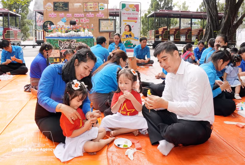 Vietnam impulsa los valores familiares como pilar de la fuerza endógena nacional. Foto ilustrativa: VNA