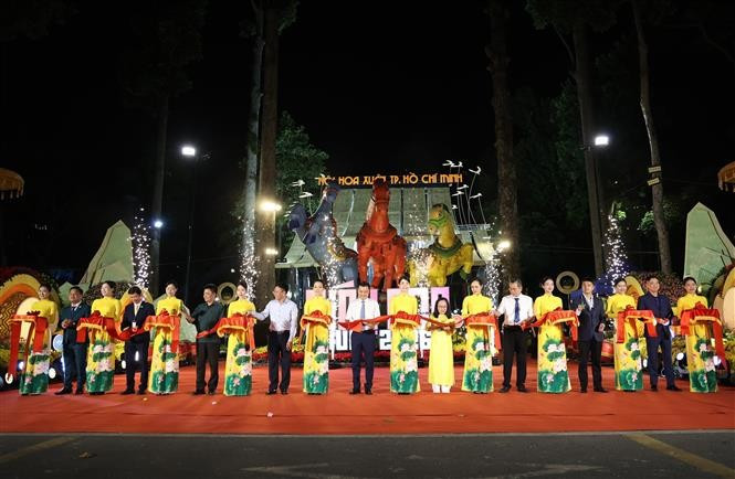 La 46.ª edición del Festival de Flores de Primavera de Ciudad Ho Chi Minh fue inaugurada este jueves en el Parque Tao Dan (Foto: VNA)