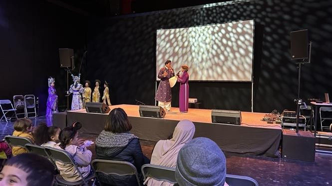 Una actuación artistica en el festival. (Foto: VNA)