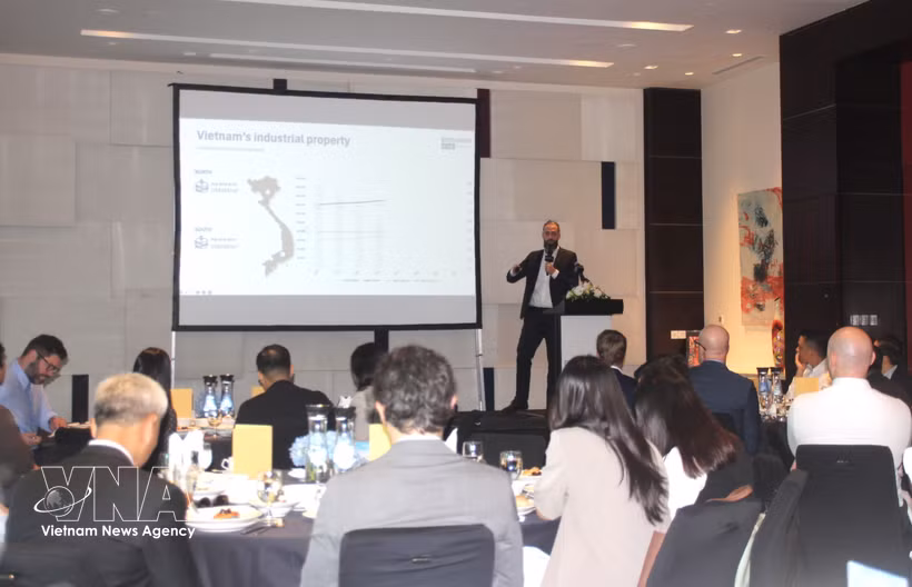 El seminario sobre la modernización del sector industrial de Vietnam se celebró hoy en Ciudad Ho Chi Minh. (Foto: VNA)