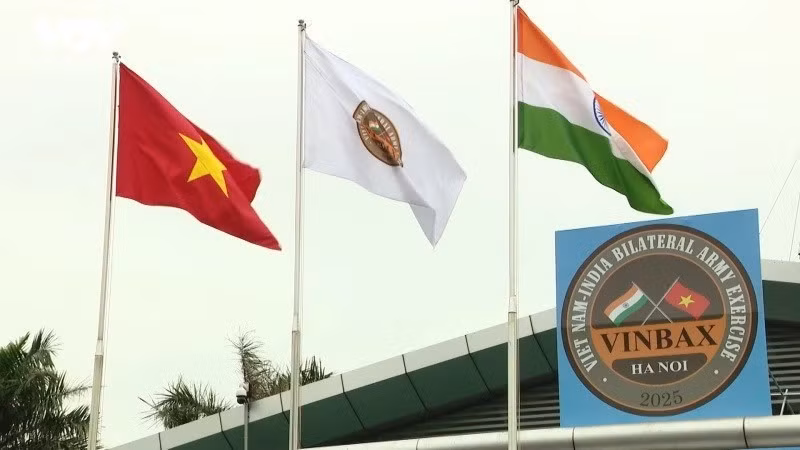 Vietnam y la India realizan ejercicio de mantenimiento de la paz en Hanoi