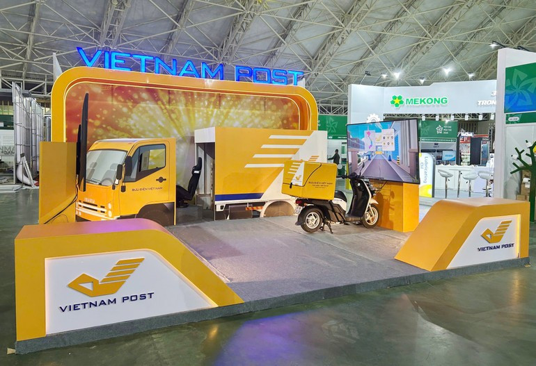Correos de Vietnam despliega su revolución digital en feria nacional. (Foto: VNA)
