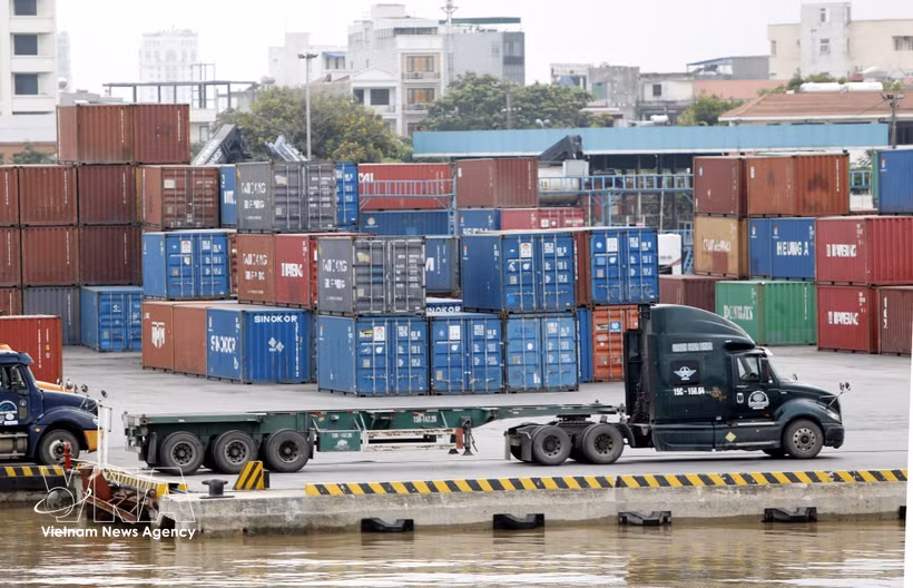 La exportación es uno de los elementos impulsores de la economía de Vietnam. Foto ilustrativa: VNA