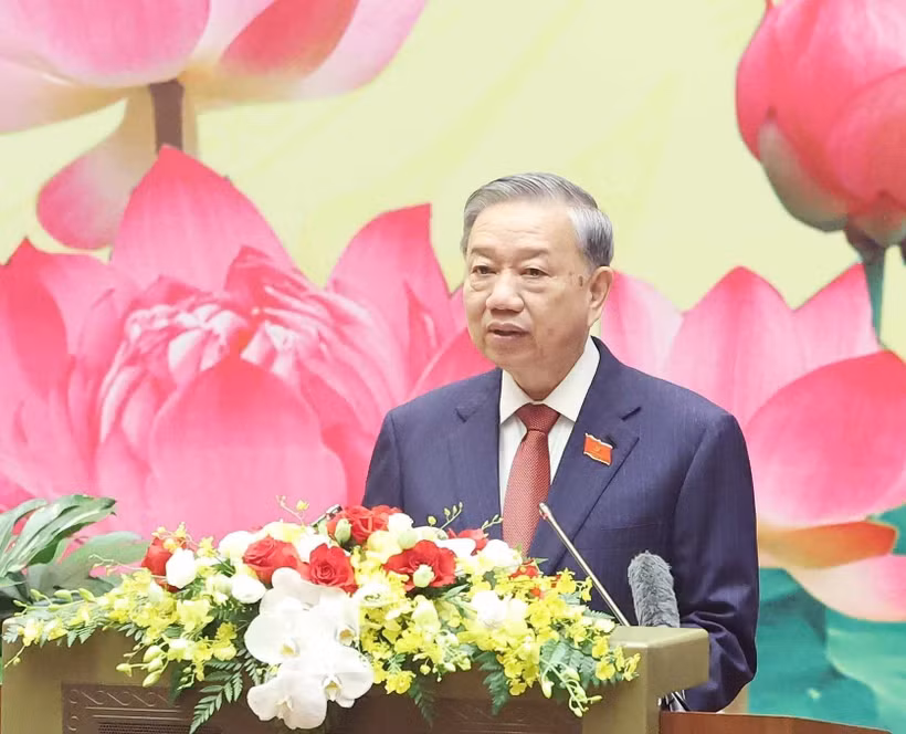 El secretario general del Partido Comunista de Vietnam, To Lam, insta a reforzar el carácter popular y partidista en todas las actividades de la Asamblea Nacional. (Foto: VNA)