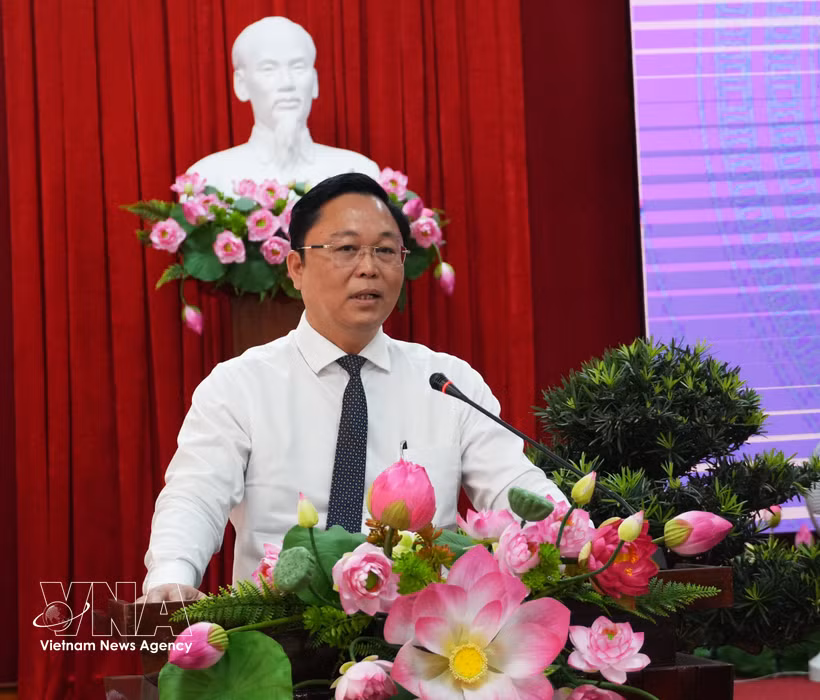 Le Tri Thanh fue elegido presidente del Comité Popular de Hue para el mandato 2026-2031, con el respaldo unánime del Consejo Popular de la ciudad. (Foto: VNA)