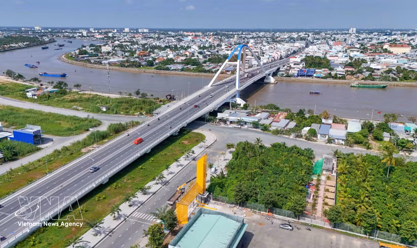 El puente Tran Hoang Na en la ciudad de Can Tho. (Foto: VNA)