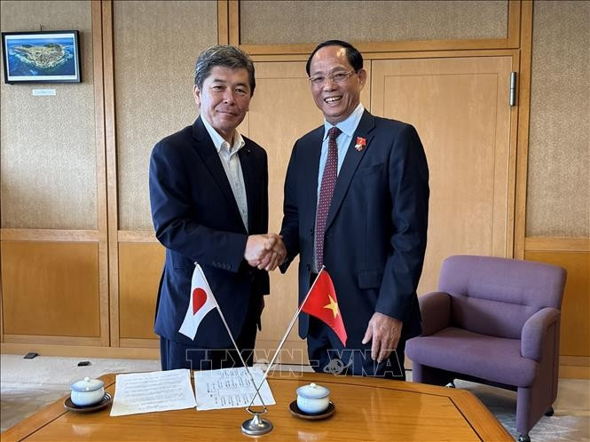 Vicepresidente del Parlamento vietnamita visita prefectura de Oita