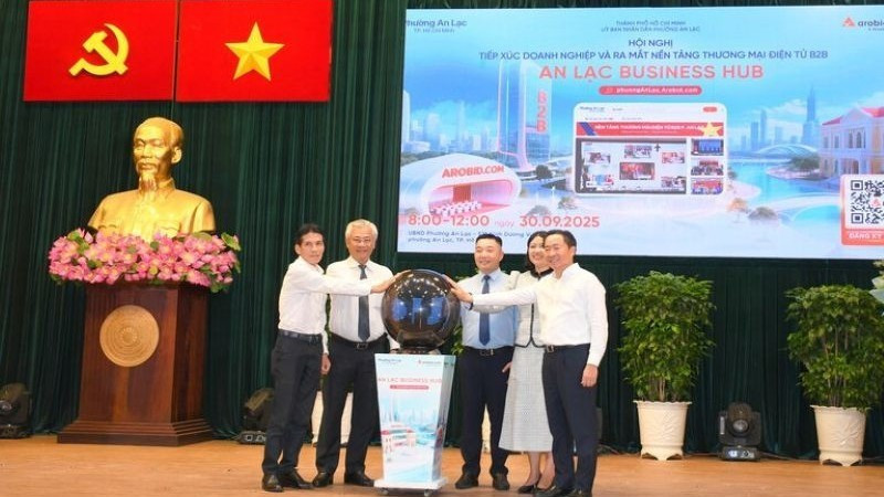 Lanzan primera plataforma B2B local de Vietnam en Ciudad Ho Chi Minh- (Foto: Nhan Dan)