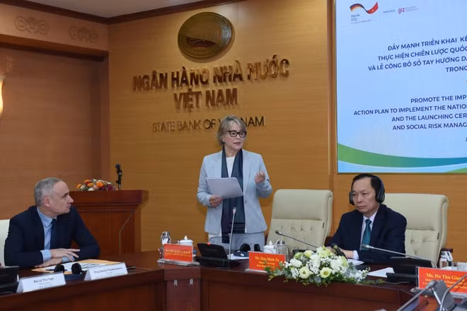 xanh-td-444444.jpg