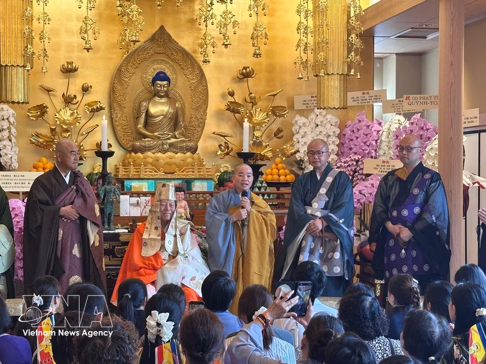 vnanet-potal-khanh-thanh-ngoi-chua-viet-nam-dau-tien-tai-thu-do-nhat-ban-8796490.jpg