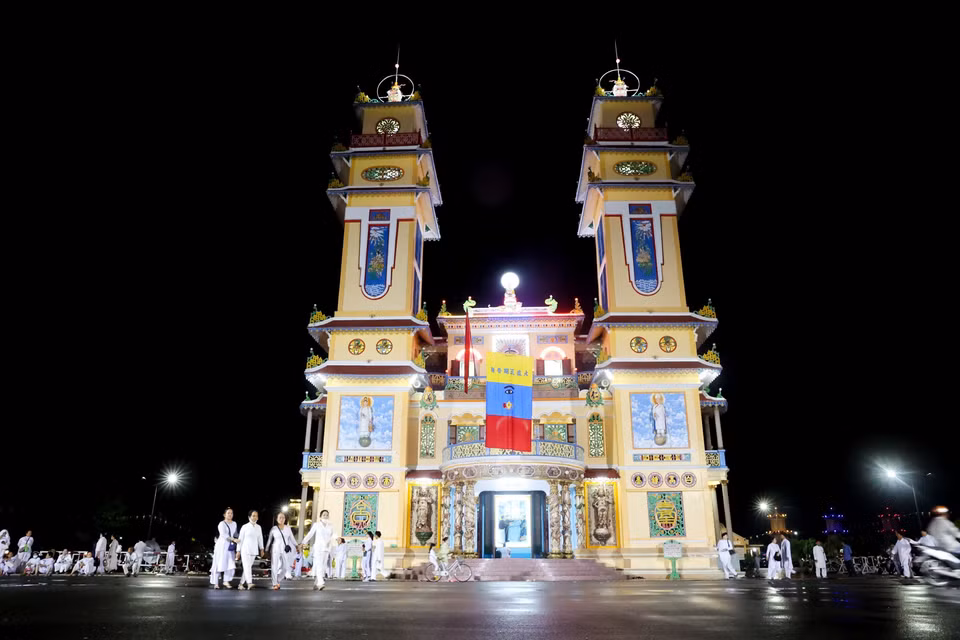 La Santa Sede de Cao Dai se considera la Tierra Santa más grande del sector religioso de Cao Dai. Cada año, atrae a millones de turistas y seguidores a peregrinaciones y culto. Foto: VNA