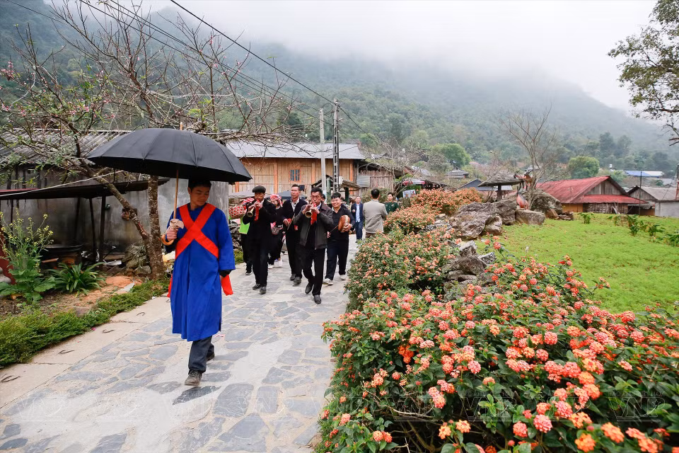 Para los Giay, el matrimonio es un acontecimiento muy importante para garantizar la continuidad. (Foto: Revista Ilustrada de Vietnam)