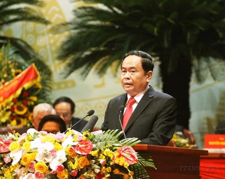 Tran Thanh Man, secretario del Comité Central del Partido y presidente del Comité Central del Frente de la Patria de Vietnam, pronunció el discurso de apertura del IX Congreso Nacional del Frente de la Patria de Vietnam para el período 2019-2024. (Foto: VNA)