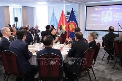 En la cita (Fuente: VNA)