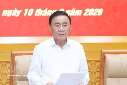 El miembro del Buró Político y permanente del Secretariado del Comité Central del Partido Comunista de Vietnam (PCV), Tran Cam Tu, habla en la cita (Fuente: VNA)