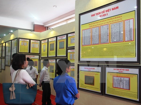 Exhiben documentos de soberanía vietnamita sobre Hoang Sa y Truong Sa ảnh 1 Exhiben documentos de soberanía vietnamita sobre Hoang Sa y Truong Sa ảnh 1