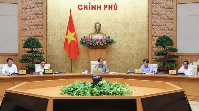 Primer ministro de Vietnam preside reunión temática sobre elaboración de leyes ảnh 1 Primer ministro de Vietnam preside reunión temática sobre elaboración de leyes ảnh 1