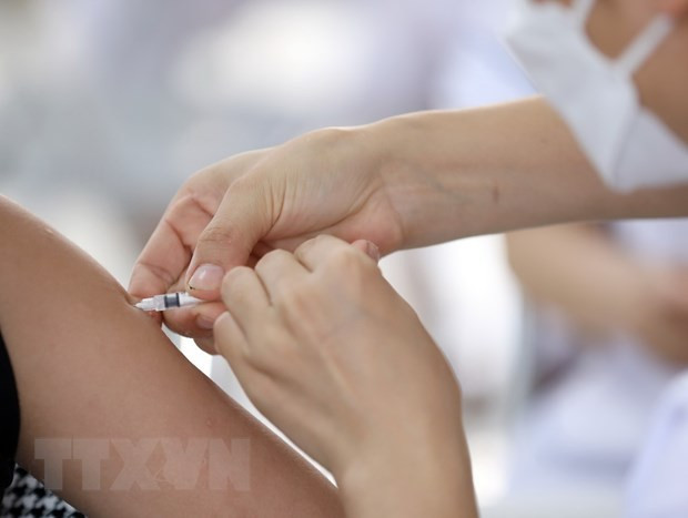 Disminuye número de nuevos casos de COVID-19 en Vietnam ảnh 1 Disminuye número de nuevos casos de COVID-19 en Vietnam ảnh 1