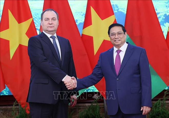 Premier bielorruso concluye su visita oficial a Vietnam ảnh 1 Premier bielorruso concluye su visita oficial a Vietnam ảnh 1
