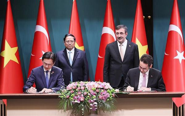 Vietnam y Turquía fortalecen amistad y cooperación mutisectorial ảnh 2 Vietnam y Turquía fortalecen amistad y cooperación mutisectorial ảnh 2