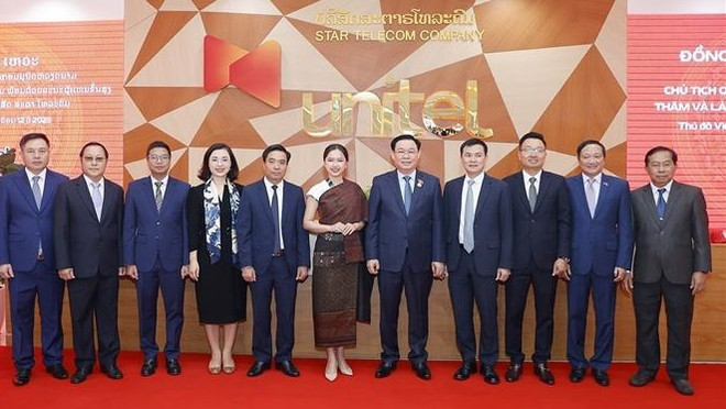 Presidente destaca aportes de Star Telecom a la garantía de bienestar en Laos ảnh 2 Presidente destaca aportes de Star Telecom a la garantía de bienestar en Laos ảnh 2