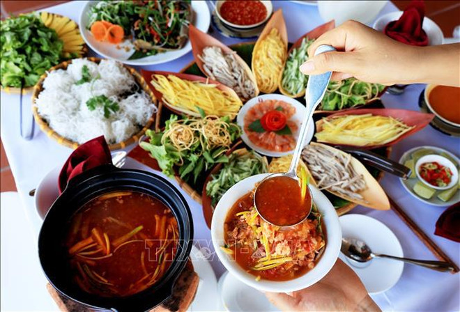 Diez platos y especialidades vietnamitas logran nuevos récords asiáticos ảnh 2 Diez platos y especialidades vietnamitas logran nuevos récords asiáticos ảnh 2