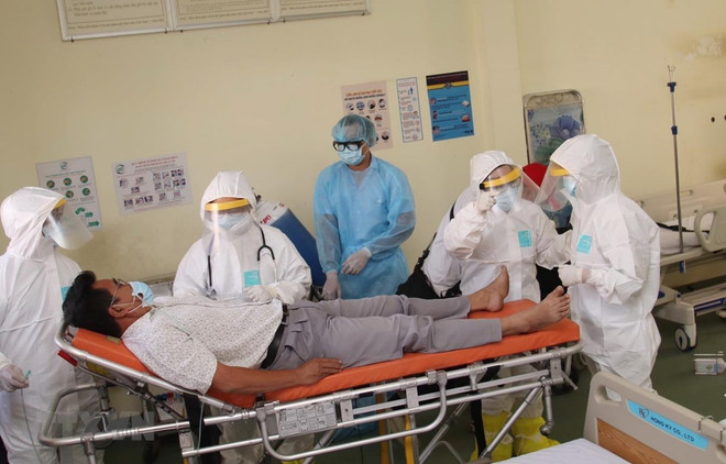 Ciudad vietnamita pone en funcionamiento hospital de campaña para hacer frente a coronavirus ảnh 1 Ciudad vietnamita pone en funcionamiento hospital de campaña para hacer frente a coronavirus ảnh 1