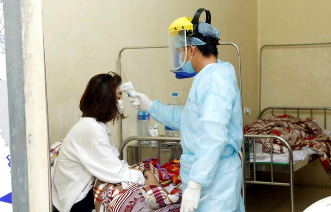 Otros seis pacientes de COVID-19 en Vietnam recibirán alta médica ảnh 1
