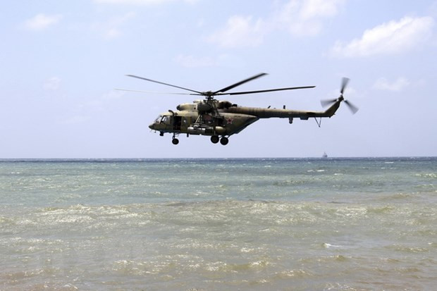 Halla Indonesia restos de víctimas en helicóptero militar desaparecido ảnh 1