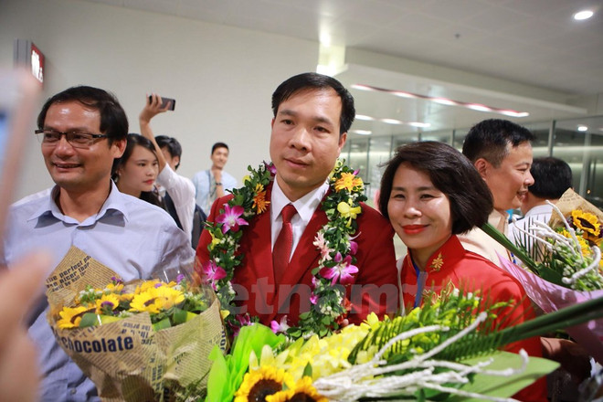 Hoang Xuan Vinh regresa a Vietnam como héroe ảnh 1 Hoang Xuan Vinh regresa a Vietnam como héroe ảnh 1