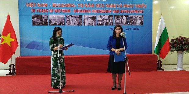 Embajadora búlgara valora la vitalidad y fuerza del pueblo vietnamita ảnh 1 Embajadora búlgara valora la vitalidad y fuerza del pueblo vietnamita ảnh 1