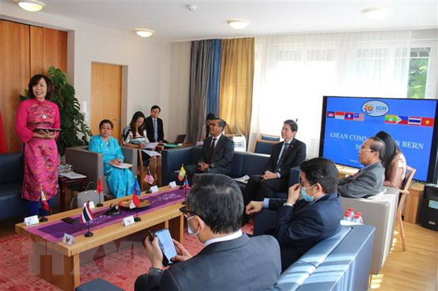 Fortalecen nexos económicos entre Suiza y ASEAN ảnh 1 Fortalecen nexos económicos entre Suiza y ASEAN ảnh 1