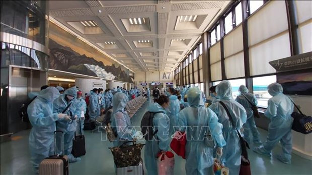 Repatrían a 340 ciudadanos vietnamitas de Taiwán (China) ảnh 1 Repatrían a 340 ciudadanos vietnamitas de Taiwán (China) ảnh 1