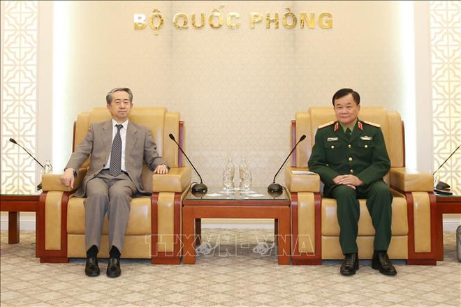 Viceministro de Defensa de Vietnam recibe al embajador chino ảnh 1 Viceministro de Defensa de Vietnam recibe al embajador chino ảnh 1
