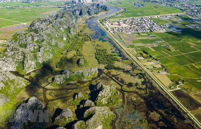 Reconocen reserva Van Long como noveno Sitio Ramsar de Vietnam ảnh 1 Reconocen reserva Van Long como noveno Sitio Ramsar de Vietnam ảnh 1
