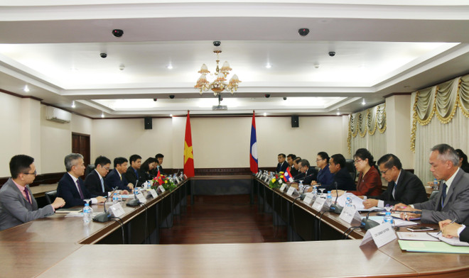 Impulsan especiales nexos de amistad entre Vietnam y Laos ảnh 1 Impulsan especiales nexos de amistad entre Vietnam y Laos ảnh 1