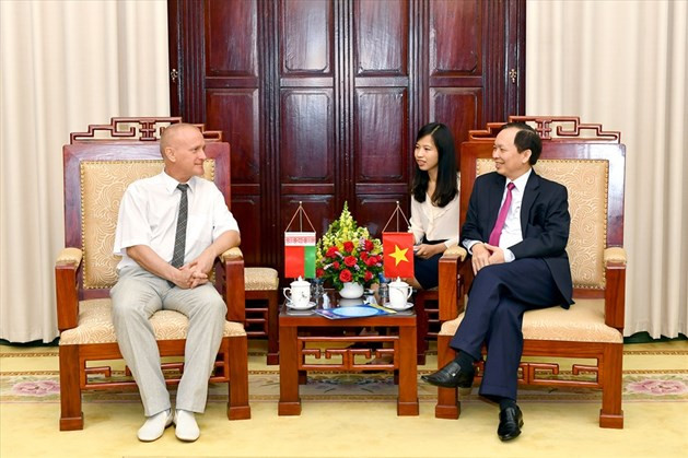 Sindicatos de Vietnam y Belarús intercambian experiencias sobre protección de trabajadores ảnh 1 Sindicatos de Vietnam y Belarús intercambian experiencias sobre protección de trabajadores ảnh 1