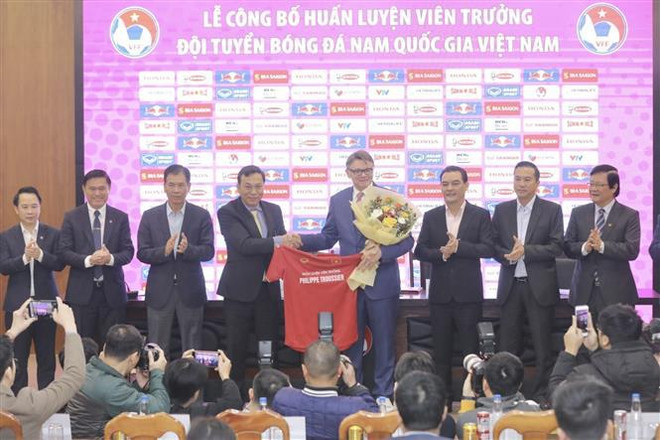 Philippe Troussier es oficialmente entrenador de selección nacional de fútbol de Vietnam ảnh 1 Philippe Troussier es oficialmente entrenador de selección nacional de fútbol de Vietnam ảnh 1