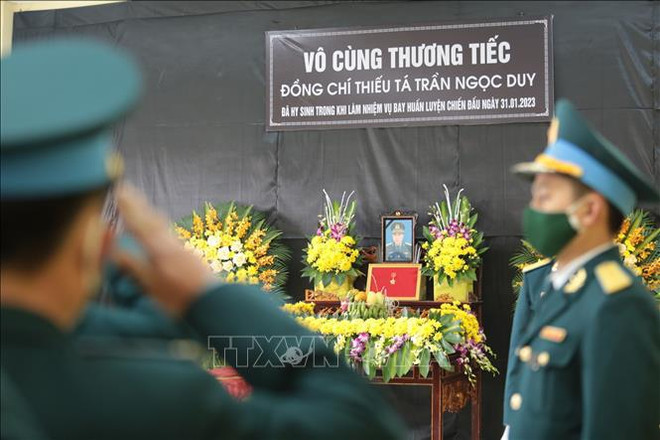 Otorgan certificado “La Patria reconoce el mérito” a piloto Tran Ngoc Duy ảnh 1 Otorgan certificado “La Patria reconoce el mérito” a piloto Tran Ngoc Duy ảnh 1