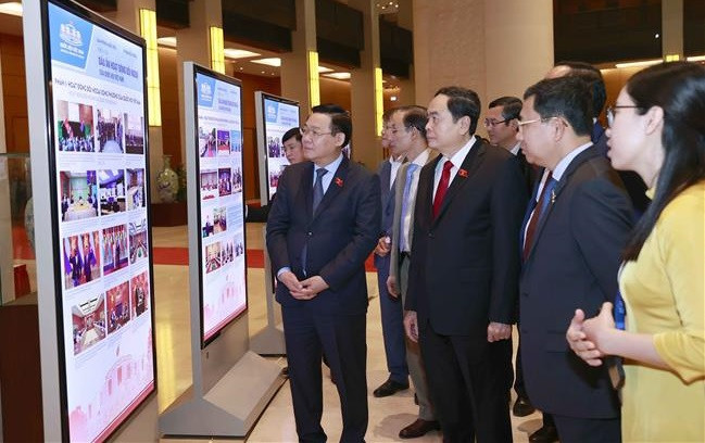 Parlamento de Vietnam traza tareas de relaciones exteriores en 2023 ảnh 2 Parlamento de Vietnam traza tareas de relaciones exteriores en 2023 ảnh 2