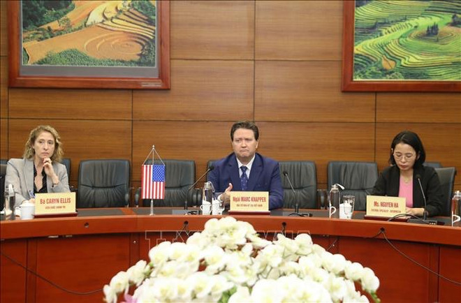 Embajador estadounidense elogia esfuerzos contra trata de personas en provincia vietnamita ảnh 1 Embajador estadounidense elogia esfuerzos contra trata de personas en provincia vietnamita ảnh 1