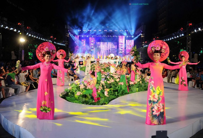 El noveno Festival Ao Dai de Ciudad Ho Chi Minh se llevará a cabo a lo largo de marzo ảnh 1 El noveno Festival Ao Dai de Ciudad Ho Chi Minh se llevará a cabo a lo largo de marzo ảnh 1
