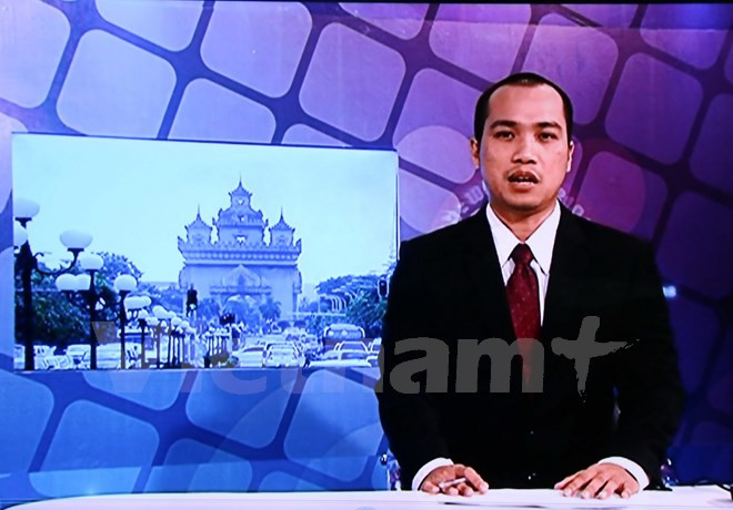 Televisión nacional de Laos emite noticiero en idioma vietnamita ảnh 1 Televisión nacional de Laos emite noticiero en idioma vietnamita ảnh 1