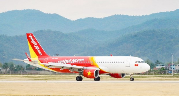 Vietjet inaugura segunda ruta aérea a Dien Bien ảnh 1