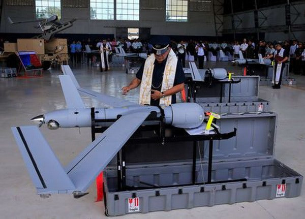 Filipinas recibe drones de Estados Unidos para combatir a yihadistas ảnh 1
