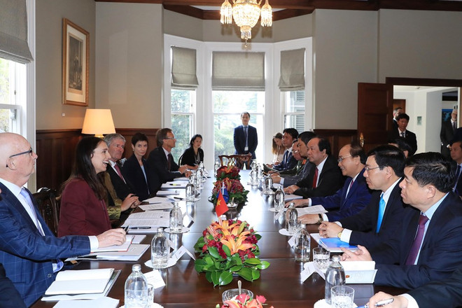 Jacinda Ardern preside acto de bienvenida al primer ministro vietnamita ảnh 2