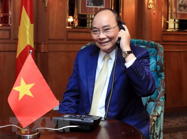 Premier de Vietnam sostiene conversación telefónica con gobernadora de Nueva Zelanda ảnh 1