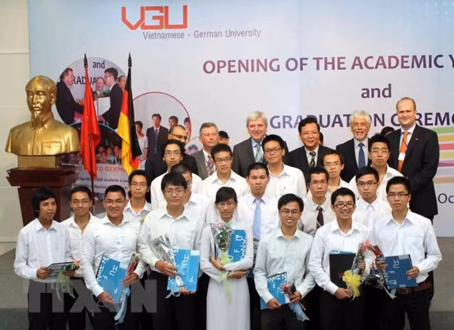 Comité Permanente del Parlamento analiza borradores de Ley de Educación ảnh 1