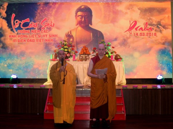 Vietnamitas en República Checa recuerdan a soldados connacionales caídos en Gac Ma ảnh 1 Vietnamitas en República Checa recuerdan a soldados connacionales caídos en Gac Ma ảnh 1